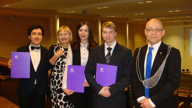 Магистранты на торжественном вручении дипломов в Университете Аалто (Хельсинки, Финляндия)